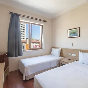 2* Отель Sehir